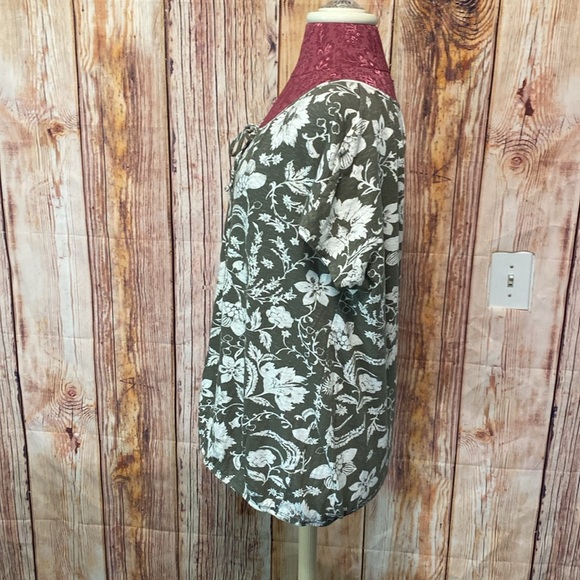 Sonoma Green and White Life Style XL Tunic Top Tie Front with Elastic Bottom - Picture 3 of 7